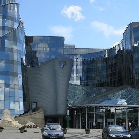 Wierzbno Hostel Варшава Екстер'єр фото