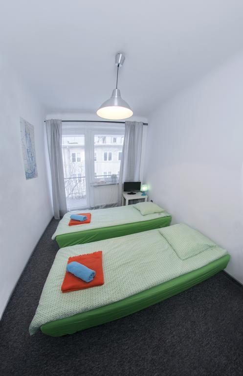Wierzbno Hostel Варшава Екстер'єр фото