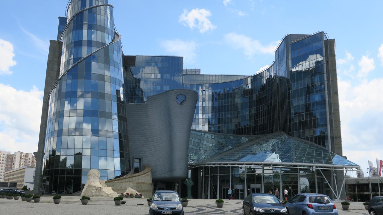 Wierzbno Hostel Варшава Екстер'єр фото