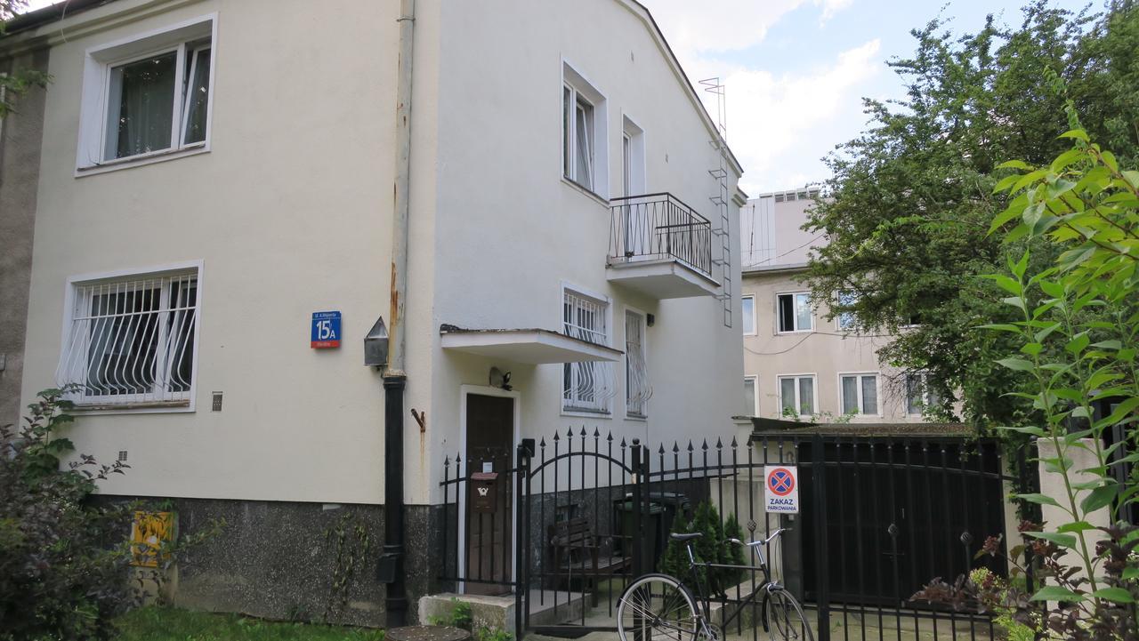 Wierzbno Hostel Варшава Екстер'єр фото